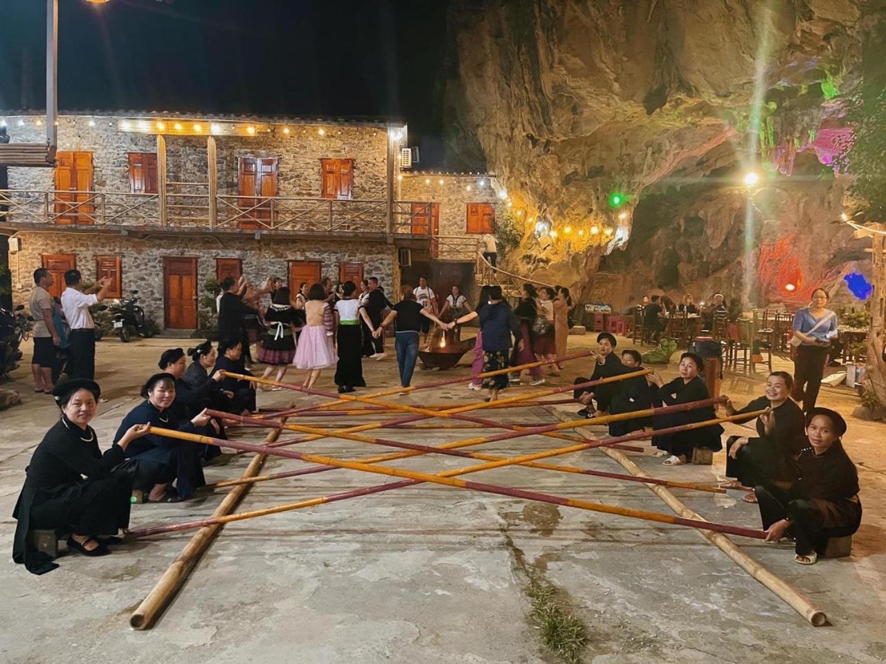 Yen Nhi Homestay Ban Gioc Каобанг Экстерьер фото